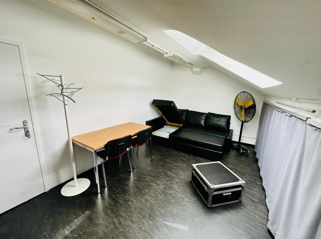 Raum Und Zeit Apartment Zürich Exterior foto